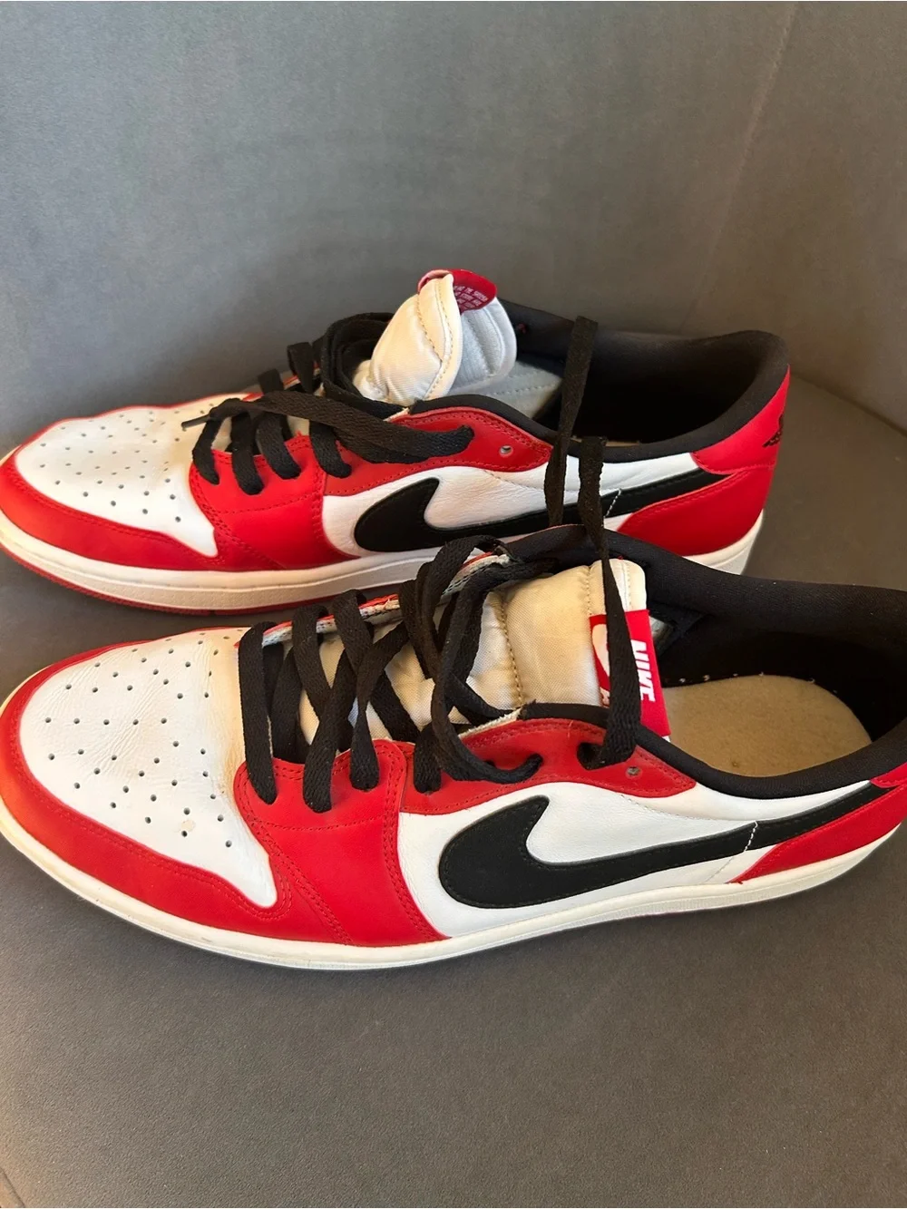 Air Jordan 1 Retro Low Chicago OG 705329-600 Men's Sz 12